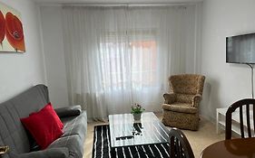 C8 Comodo Piso De 3 Habitaciones Cerca Del Centro De Madrid